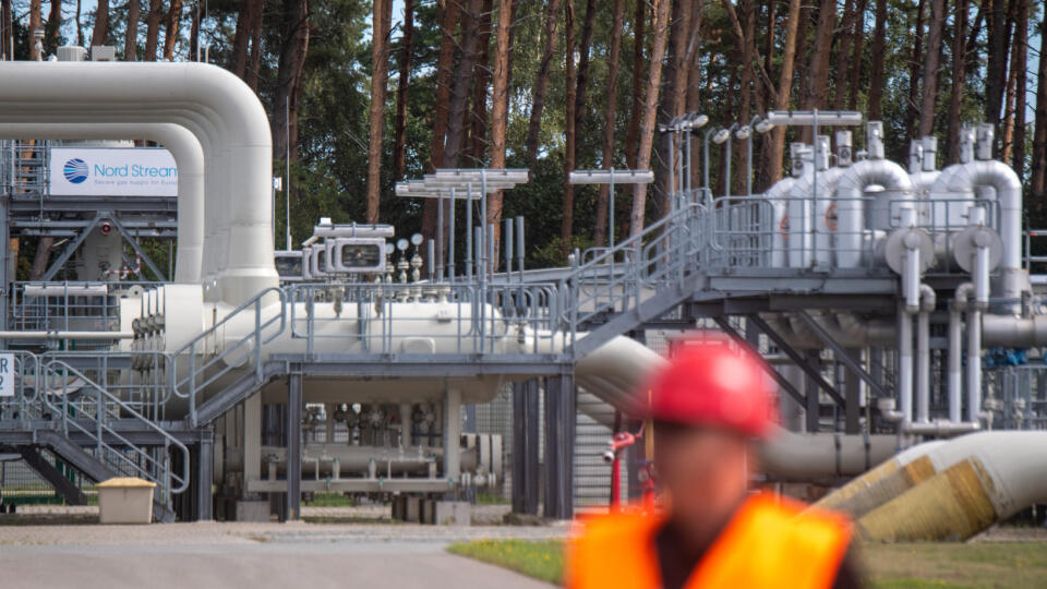 Dodávky cez plynovod Nord Stream 1 sa v noci zastavili