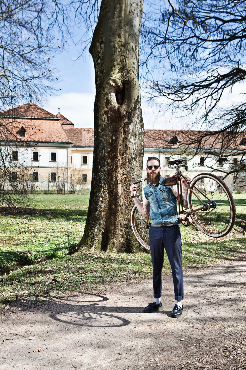 EgRiders Ewžen - človek, ktorý repasuje staré bicykle
Jeho kúsky má aj Peter Sagan a Dominika Cibulková
