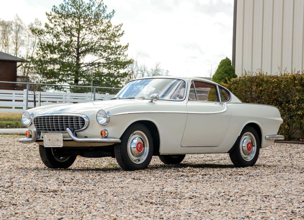 Volvo P1800