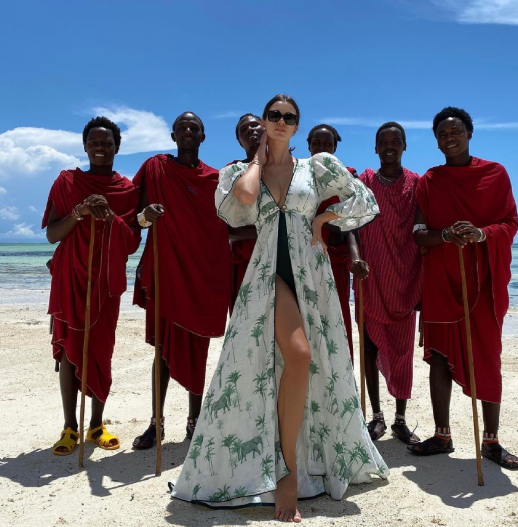 Majk Spirit si užíva so svojou manželkou na luxusnej dovolenke na Zanzibare.