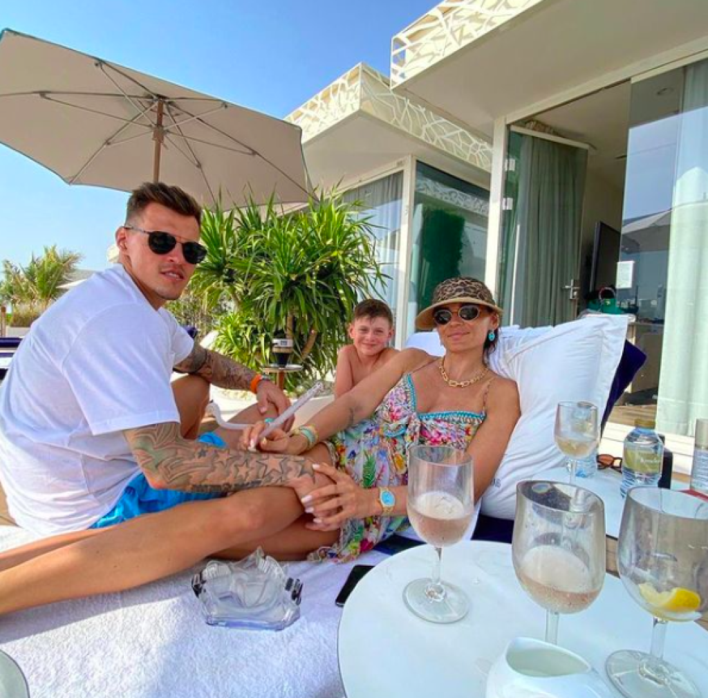 Barbora sa verejne neprezentuje, Slováci ju majú možnosť vidieť prakticky len na fotkách, ktoré na sociálnu sieť pridáva Škrtel z dovoleniek.