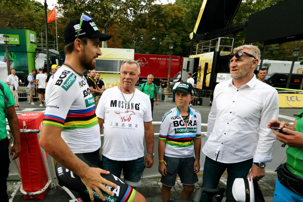 Doposiaľ nie je oficiálne známe, kam povedú kroky Petra Sagana. Podľa cyklistického portálu Cyclingnews.com by mal od budúcej sezóny obliekať dres francúzského tímu TotalEnergies.