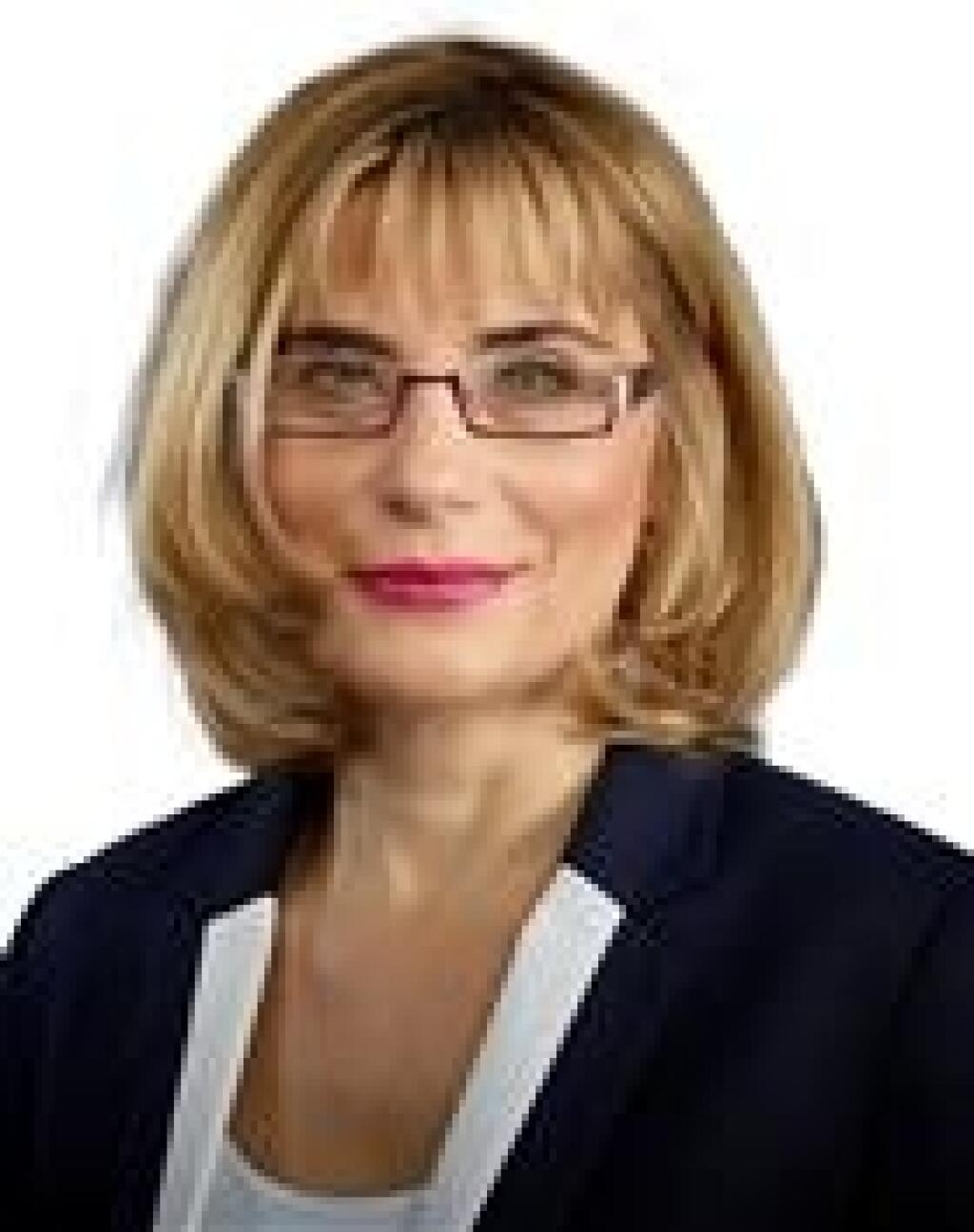 Anna Mierna (57) OĽANO, NOVA, KÚ, ZMENA ZDOLA. To, či jej priezvisko ju aj presne vystihuje nevedno.