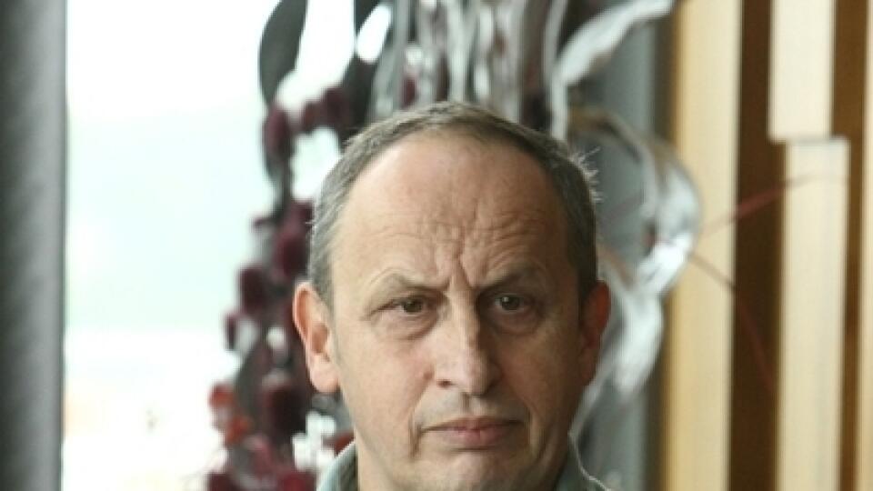 NEMALI HO RADI?: Jan Kraus tvrdí,
že v Českej televízii sa k nemu
správali arogantne a závistlivo.