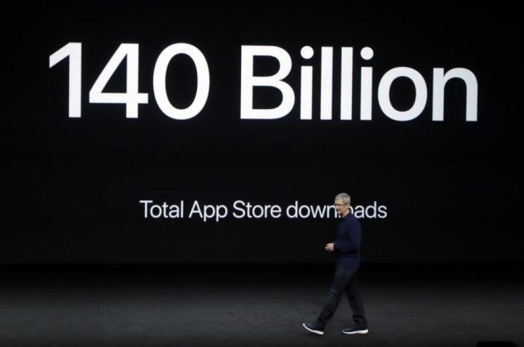 iPhone 7: Vodeodolný, s dvomi kamerami, no bežné slúchadlá nepripojíte