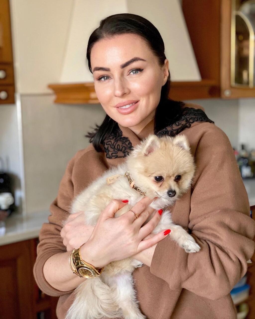 Kristína sa vo svojom tele nikdy necítila lepšie.