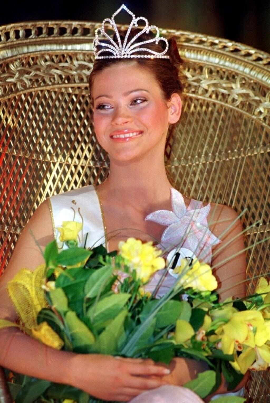 Miss Andrea Verešová
