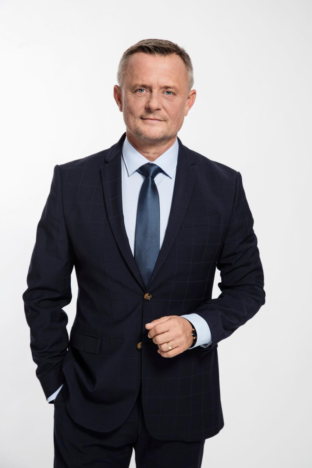 V siedmom nebi,Vilo Rozboril