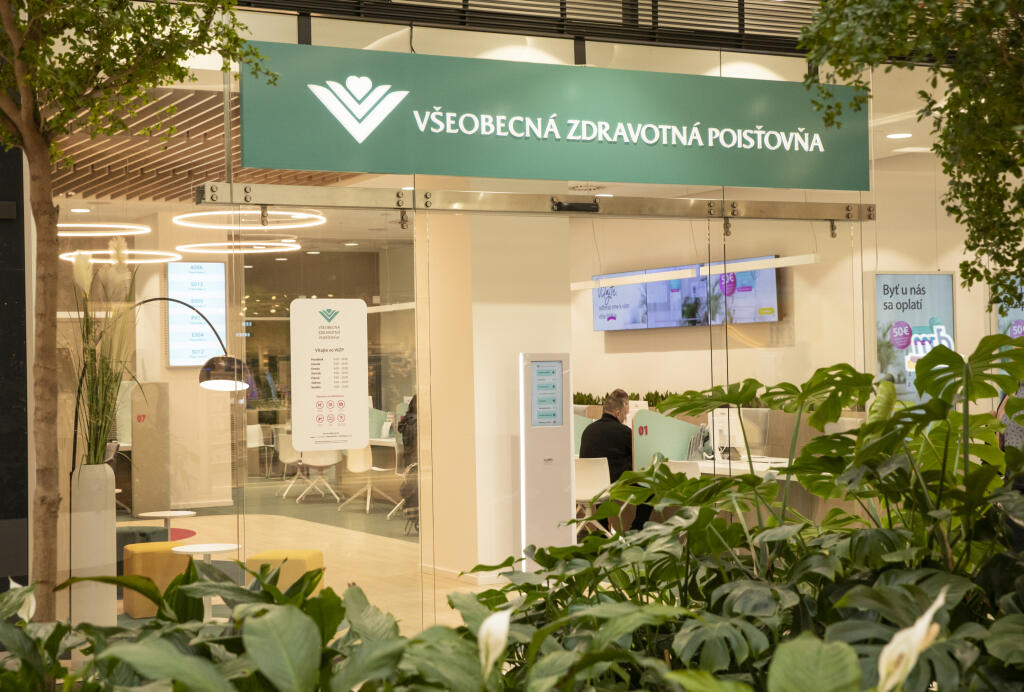 Na snímke je pobočka všeobecnej zdravotnej poisťovni v obchodnom centre Nivy. Všeobecná zdravotná poisťovňa  je najväčšou zdravotnou poisťovňou na Slovensku.