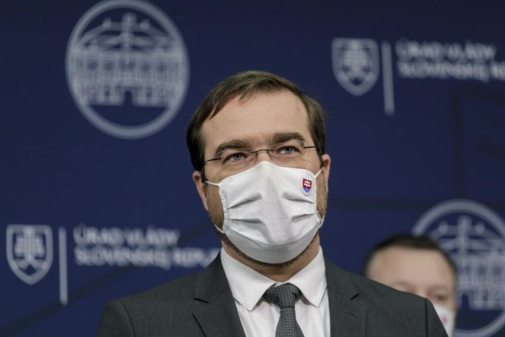 Na minister zdravotníctva SR Marek Krajčí (OĽaNO) počas tlačovej konferencie na tému: Vláda upravila covid automat, 3. februára 2021 v Bratislave. FOTO TASR - Dano Veselský