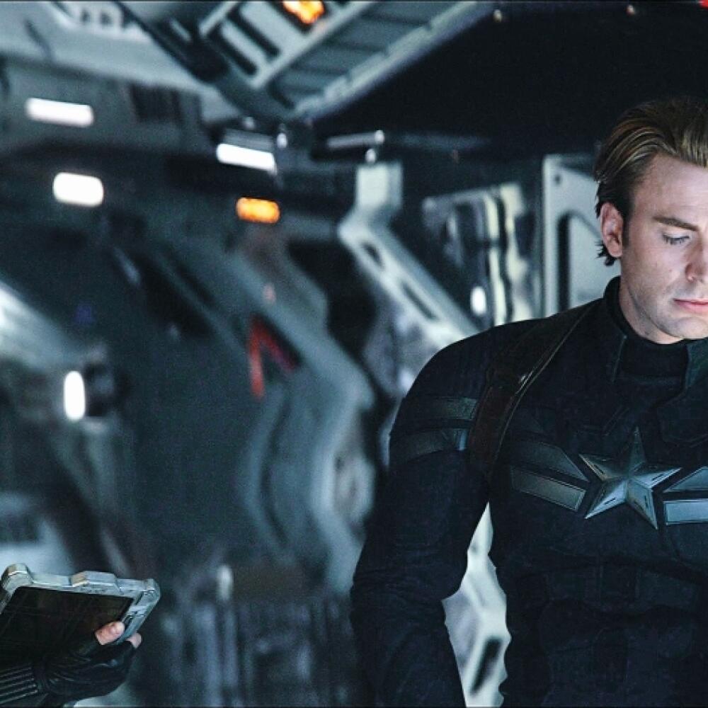 Zahrala si tam aj krásna Scarlett Johansson a Chris Evans.