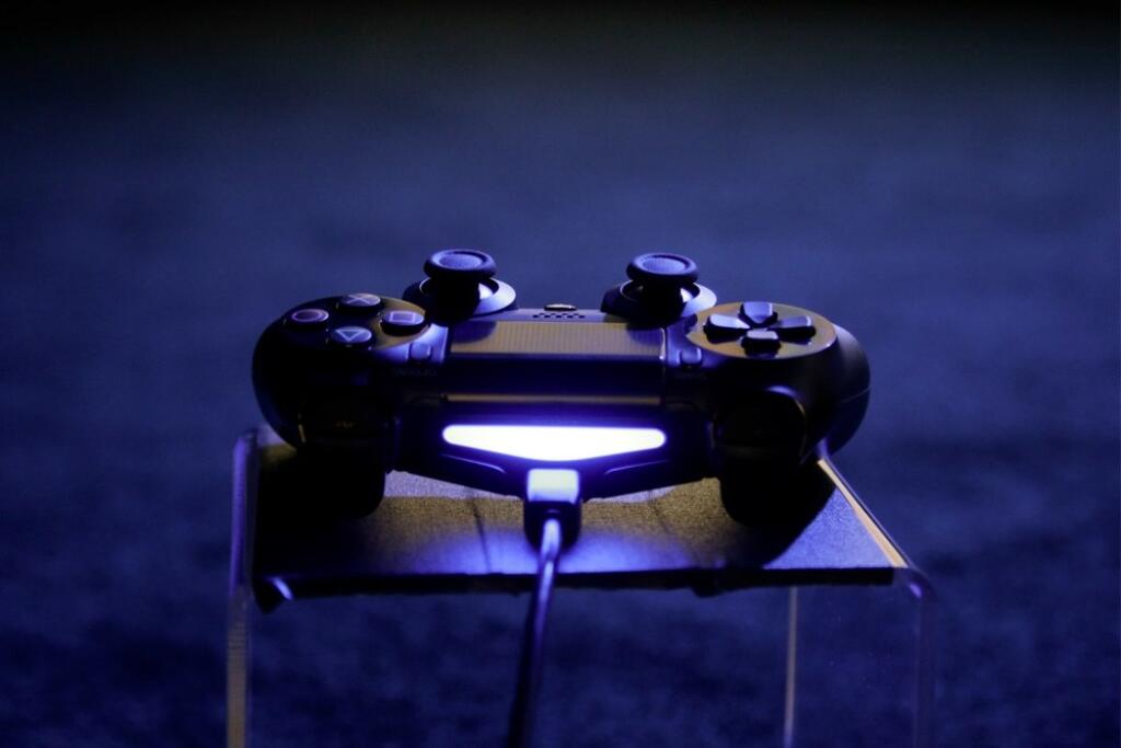 PlayStation 4 príde na Slovensko v piatok 13. decembra