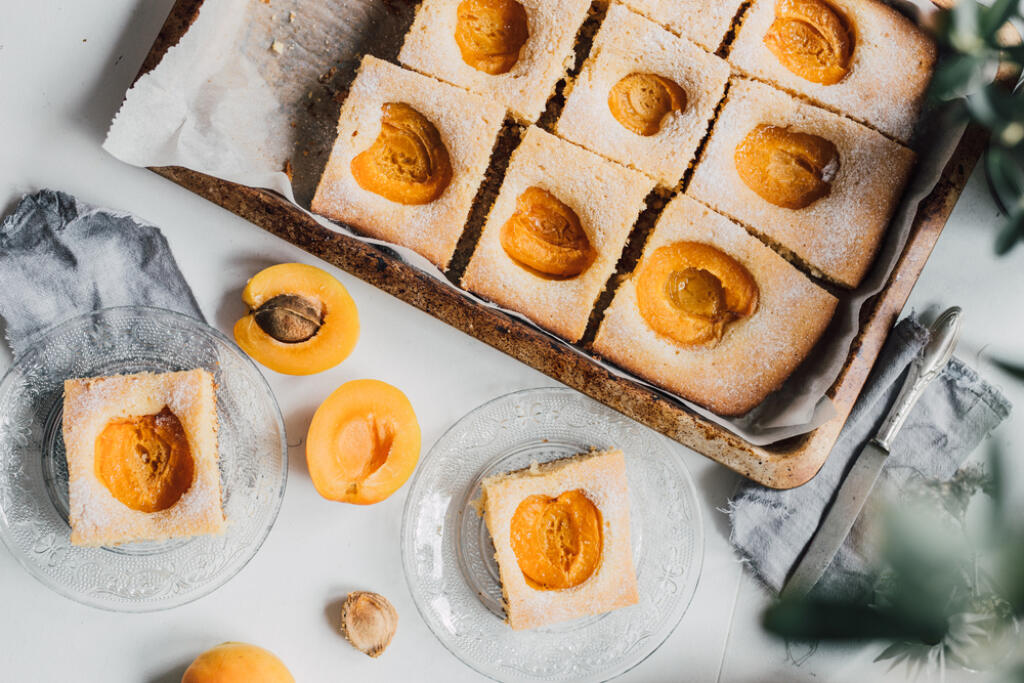 Culinary,Flat,Lay.,Colorful,Food,Styling,Composition.,Sponge,Cake,,Sliced