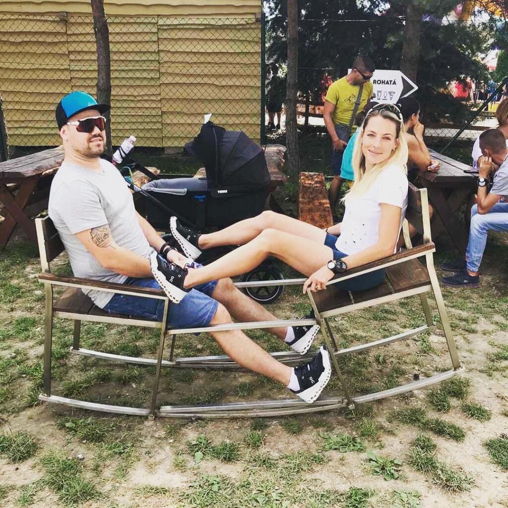 Po pôrode Terézia dlho doma nevydržala a začala podnikať turistické výlety po Slovensku.