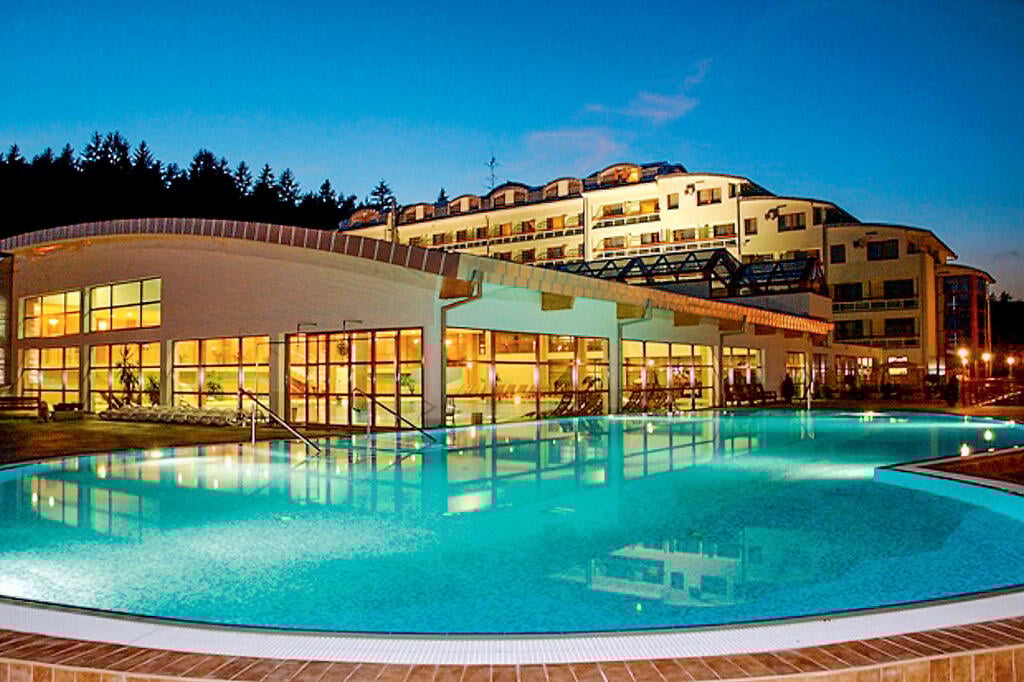 Kaskády Hotel a Spa Resort – vonkajší bazén