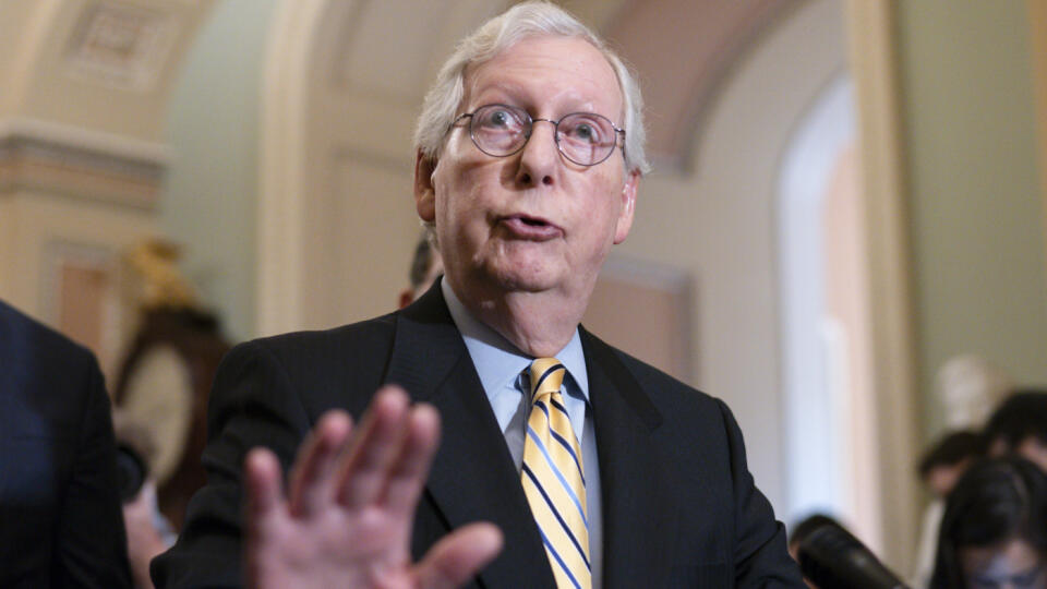 Republikánsky senátor Mitch McConnell.