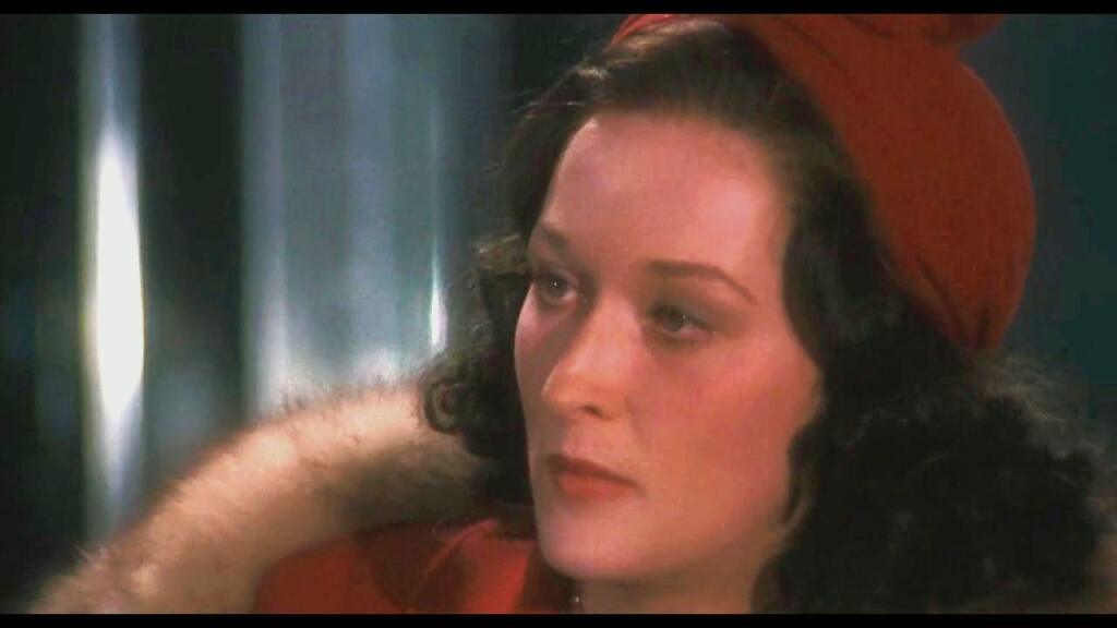 Meryl Streep (72): Júlia (1977): Než sa stala herečkou s najväčším počtom oscarových sošiek, sekundovala vo filme o dramaturgičke v podaní Jane Fondy, ktorá pašuje peniaze do nacistického Nemecka.