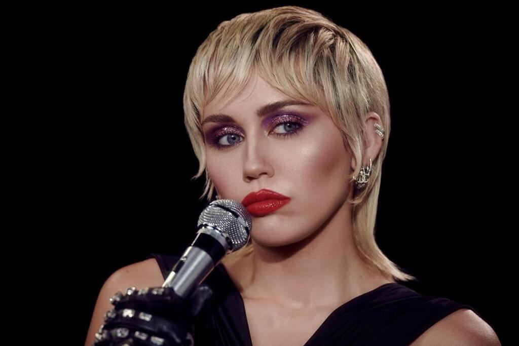 Miley Cyrus pomohli pri úzkostiach dokonca aj lieky.
