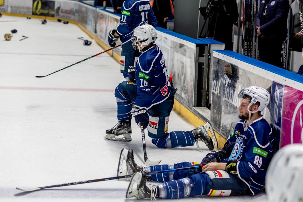Hokejisti HC Slovan Bratislava zvíťazili v šiestom zápase finále Kaufland play off Tipos extraligy 2021/2022 a získali titul majstra SR. Šiesty zápas vyhrali s HK Nitra 5:2 a celú sériu 4:2 na zápasy.