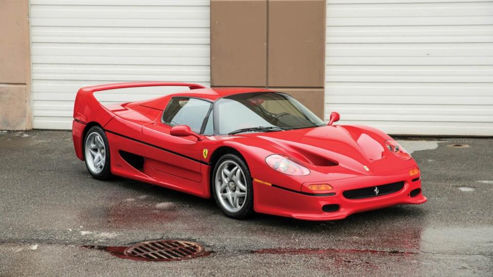 Mike Tyson bol majiteľom 73. vyrobeného Ferrari F50