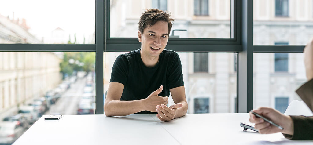 Etický hacker Juraj Bednár: Hackeri sa firmám zídu
