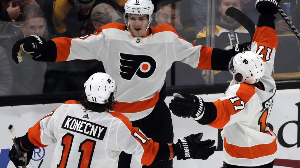 Travis Konecny powers Flyers past Blackhawks 4-3 in NHL's Global Series  game in Prague - The Globe and Mail