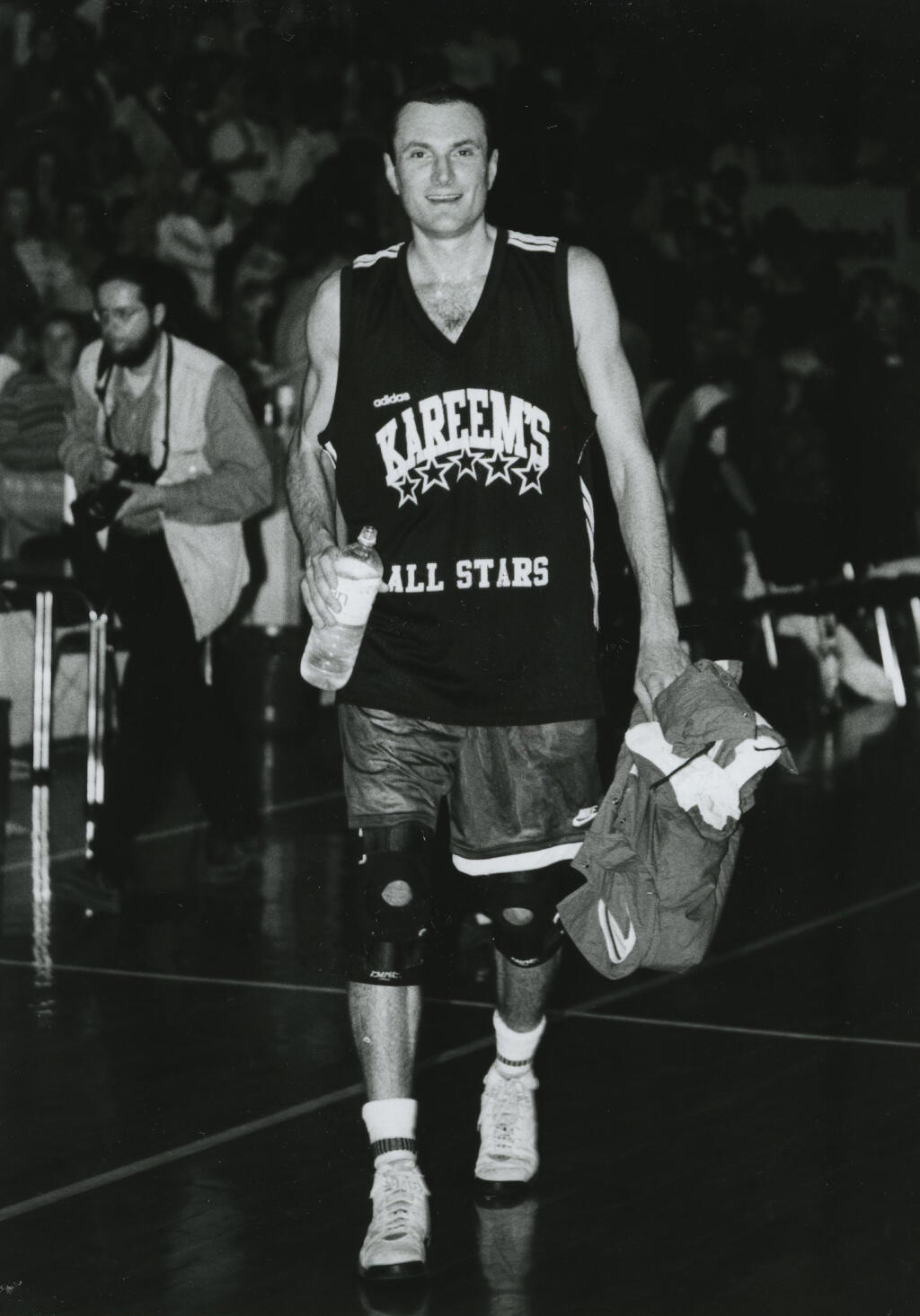 Stanislav Kropilák je slovenským basketbalistom 20. storočia.