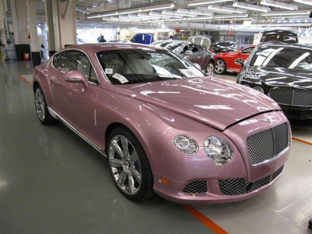 Bentley Continental gt розовый