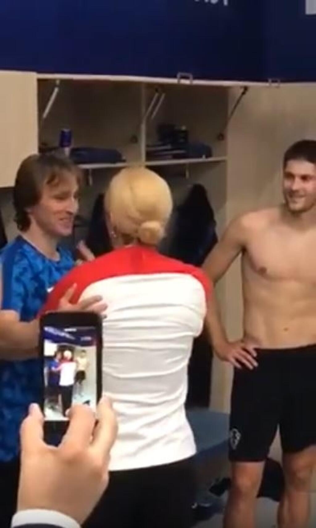 kolinda grabar kitarovic
