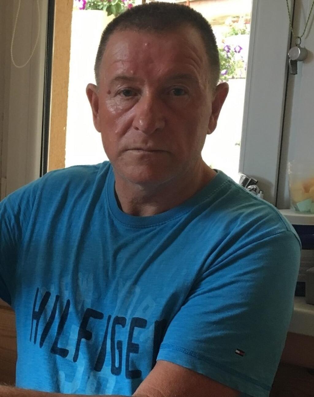 Spartak Trnava - Macíkovo správanie však pôsobilo čudne. Keď Šport24.sk dostal echo o tejto afére pred jej vypuknutím a spýtali sme sa ho na ňu, pokus o podplácanie poprel: „Všetko sú to báchorky a nebudem sa k tomu vyjadrovať.“ Spomínaný Daniel Bartko (na obrázku) potvrdil, že sa s Macíkom stretol na čerpacej stanici, ale len preto, lebo ho lanáril do zahraničného klubu. Macík ho vraj zle pochopil, lebo Bartko mu podľa vlastných slov povedal, že „dúfa, že Ružomberok nad Trnavou vyhrá, lebo má natipovanú jednotku." Trnave reálne hrozilo, že môže prísť o vybojovaný titul, pričom klub mohol byť v celej situácii úplne nevinne a tieto podozrenia rázne odmietol. „Akékoľvek spájania s možnou korupciou a so spomínaným údajným prípadom tvrdo odmietame a odsudzujeme. Spartak Trnava získal titul absolútne čestne a korektne," uviedol Spartak.