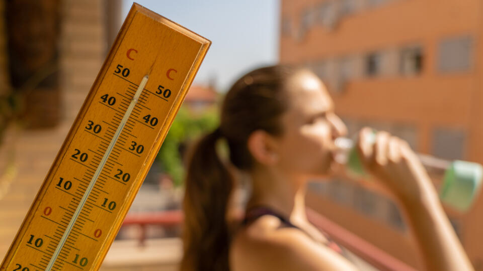 Napríklad lieky na liečbu vysokého krvného tlaku, srdcových ochorení, alergií a psychických porúch môžu zvýšiť citlivosť na vysoké teploty.