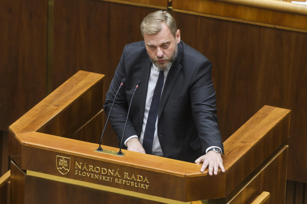 Na snímke poslanec Juraj Krúpa (SaS) počas 3. chôdze NRSR k Programovému vyhláseniu vlády (PVV) SR v Bratislave 14. novembra 2023. FOTO TASR - Jaroslav Novák