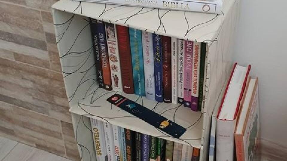 DIY polica od čitateľky