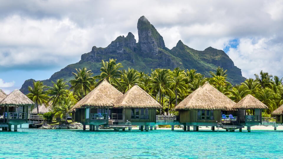 Overwater,Bungalows,In,French,Polynesia,(bora,Bora,And,Moorea)