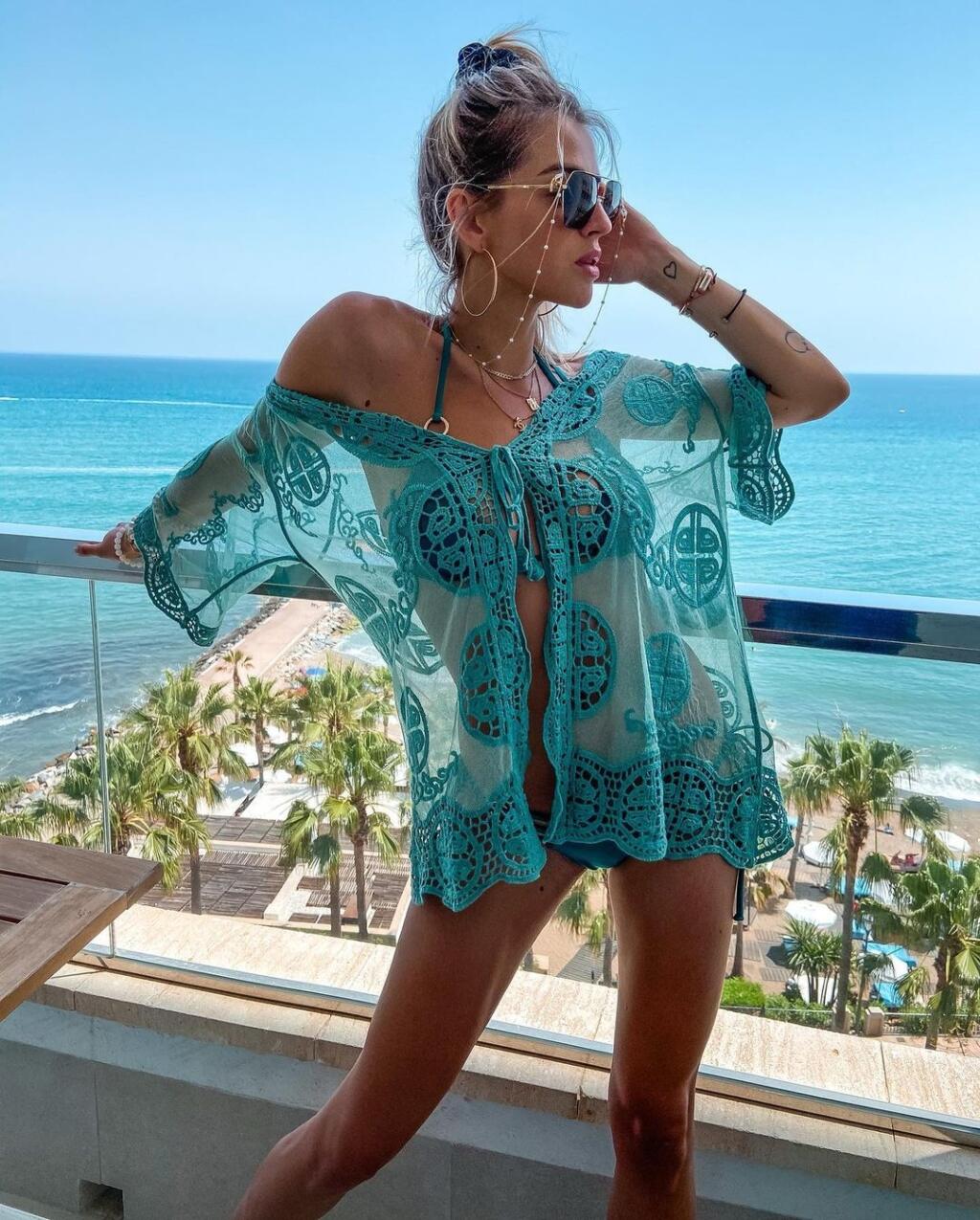 Lucia posiela horúce zábery svojim fanúšikom z každej dovolenky.