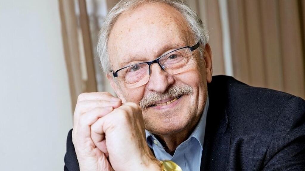 Až na pár výnimiek, stvárňuje hlavne dobrákov.