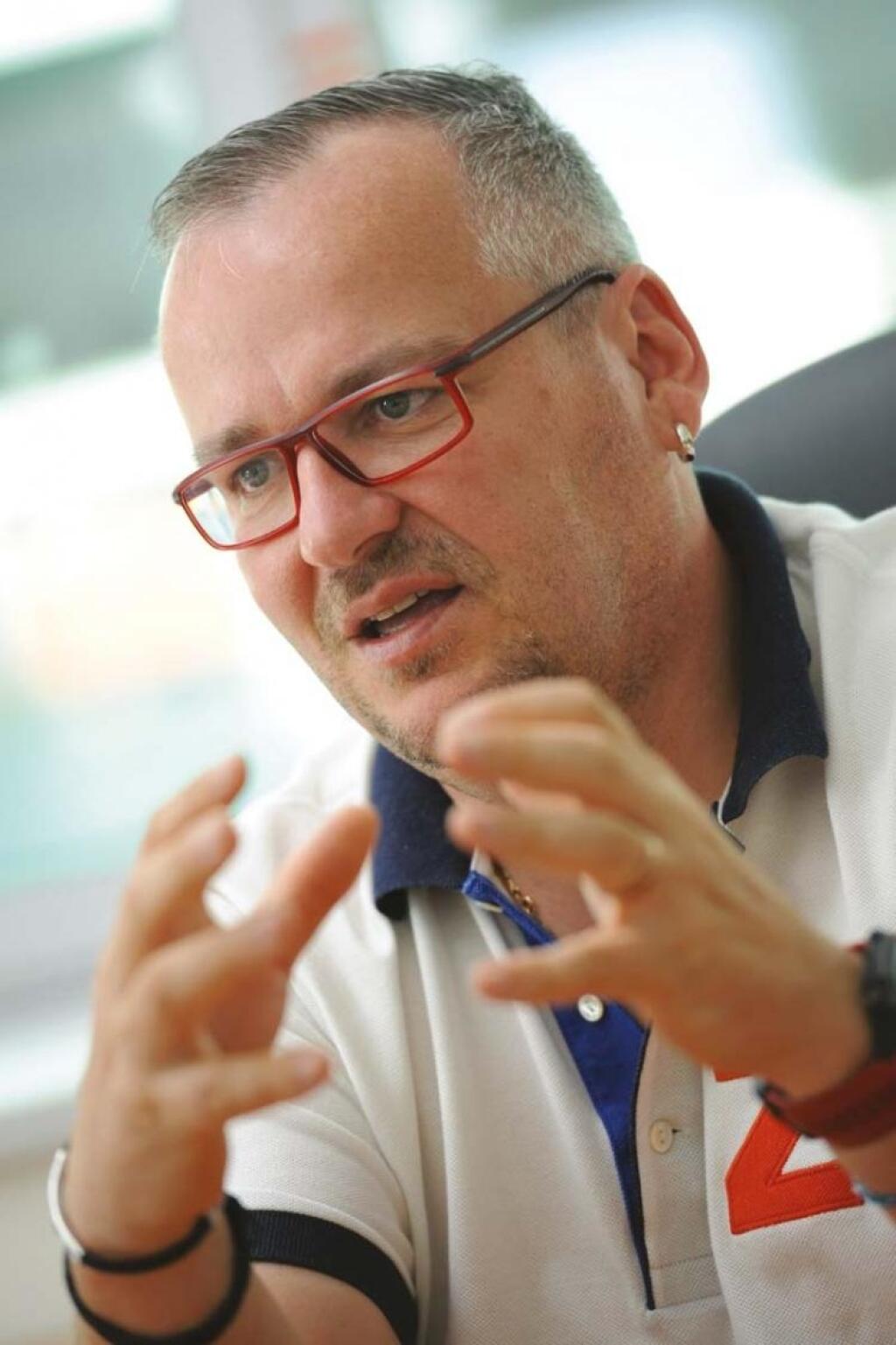 Peter Riava: Digitál nám zachránil zadok