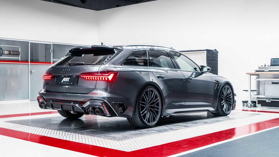 ABT RS6-R.