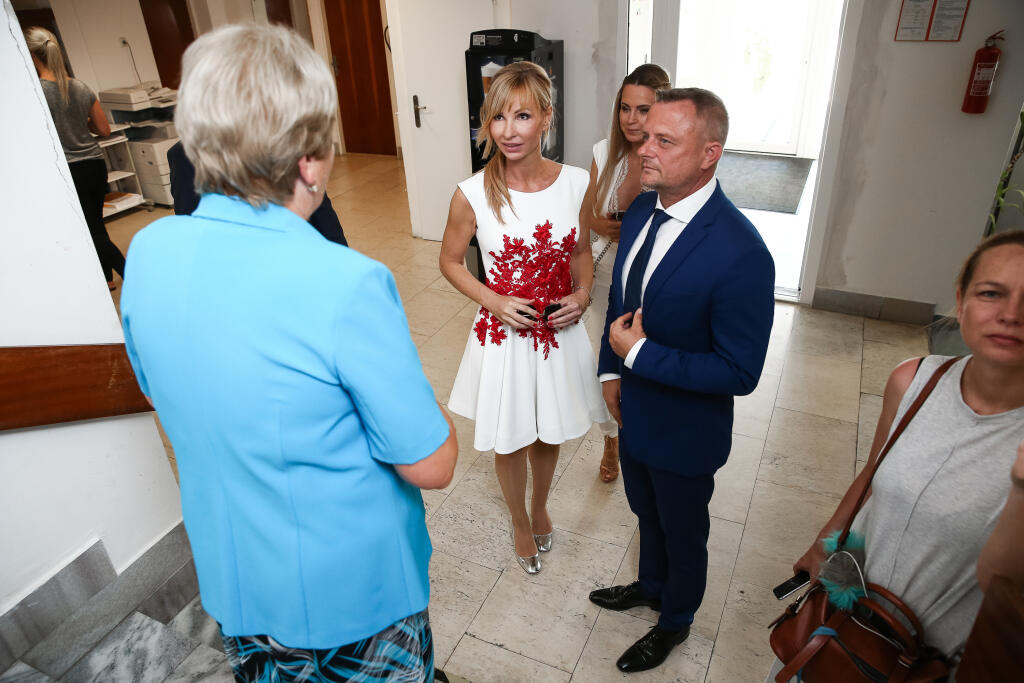 Svadba Viliama Rozborila a Alexandry Novotnej v Dunajskej Lužnej.