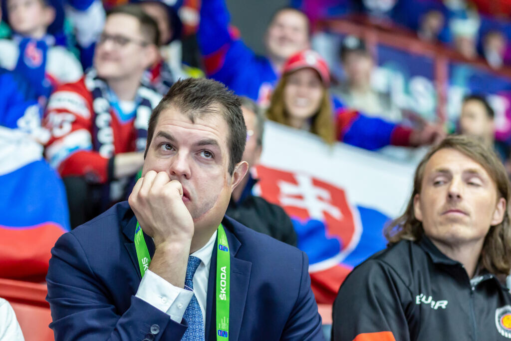 Na snímke je Ondrej Rusnák počas druhého zápasu základnej skupiny MS 2022, v ktorom nastúpili slovenskí hokejisti proti Nemecku.