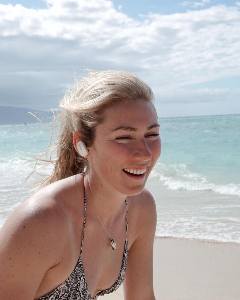 Mikaela Shiffrin si urobila na pláži par selfie v plavkách.
