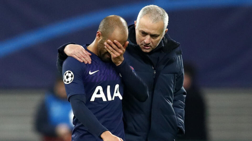 Lucas Moura a José Mourinho.