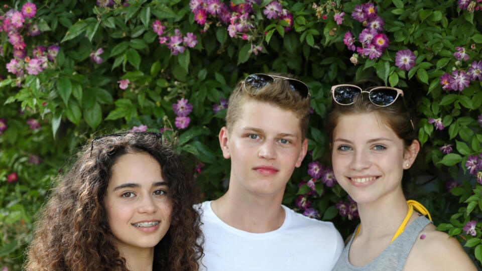 Detské hviezdy z Oteckov - Nina: Karina Qayumová (12), Luky: Oliver Oswald (17), Dorota: Zuzka
Kraváriková (17).