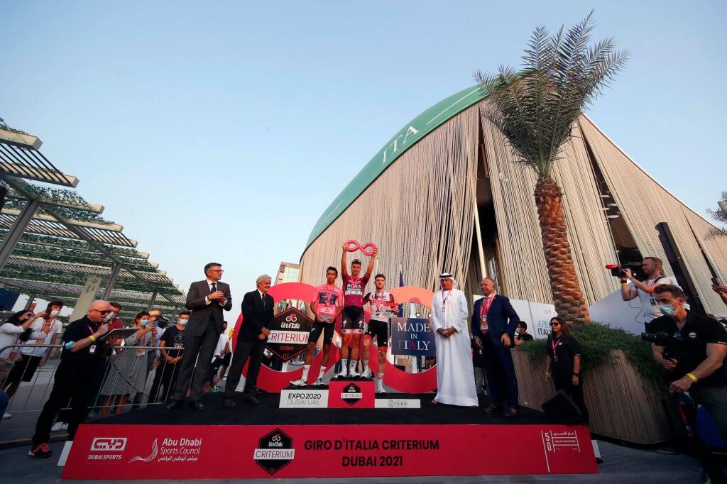Peter Sagan v Dubaji oddychoval, besedoval a aj vyhral preteky.