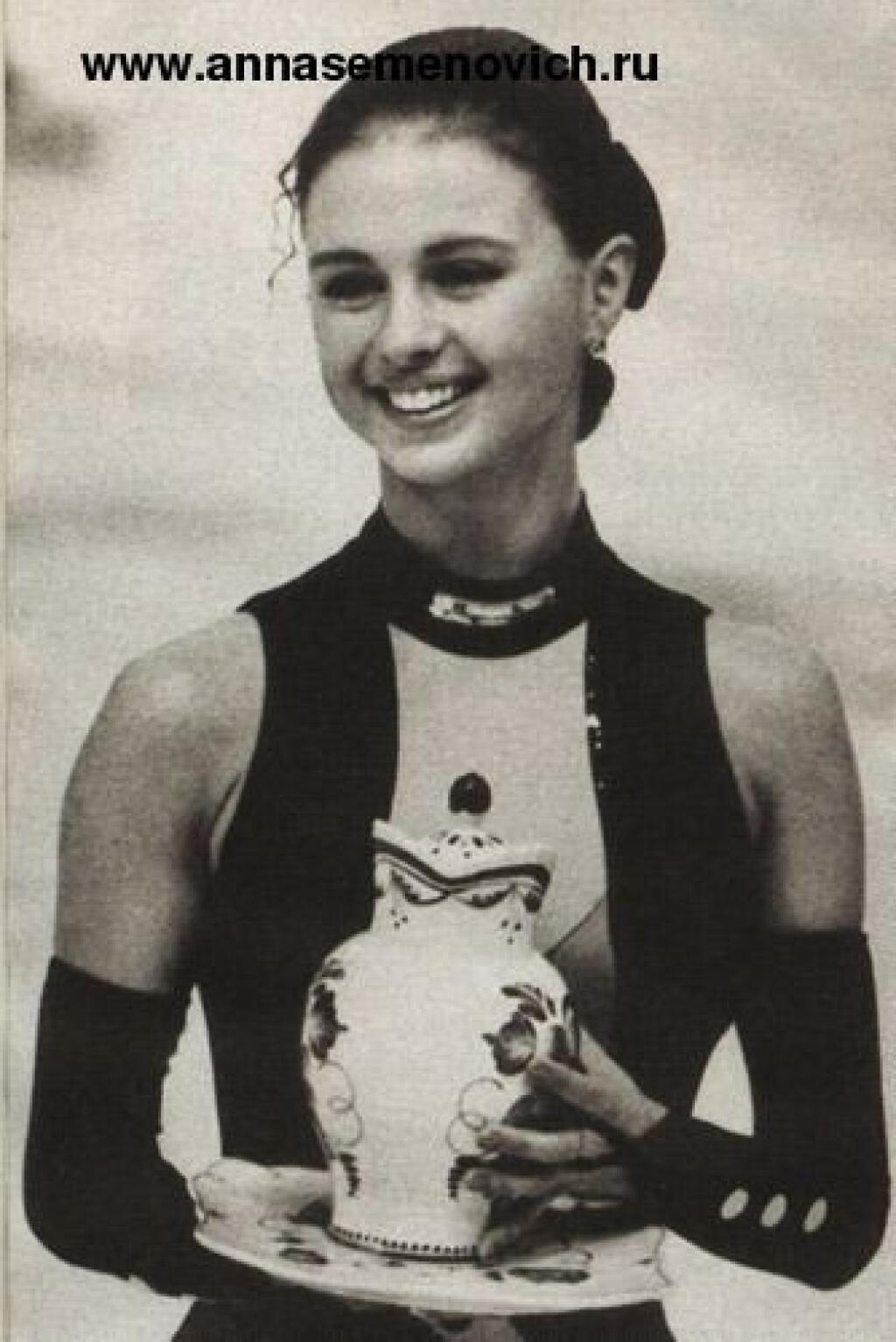 Анна Семенович в молодости