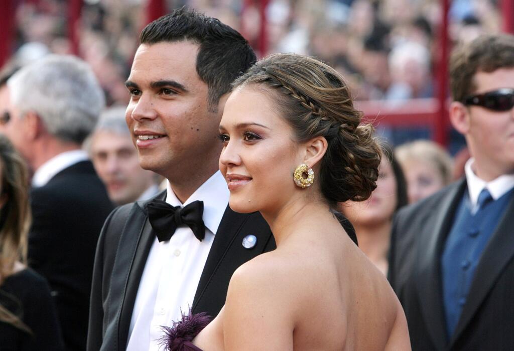 Cash,Warren,,Jessica,Alba,,In,Cartier,Earrings,,At,Red,Carpet-80th