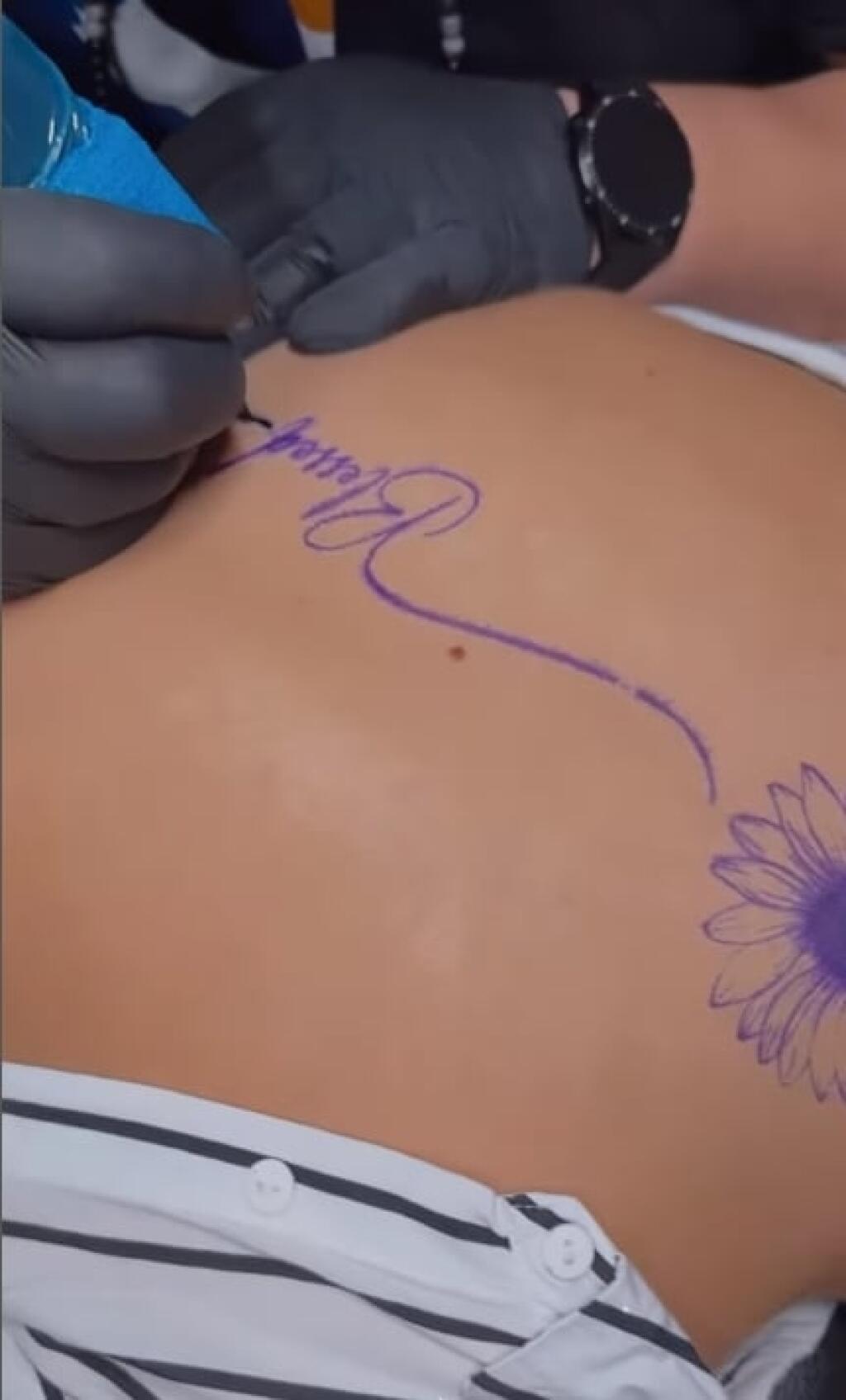 Vanessa zvolila motív slnečnice a splnila si tak ďalší veľký sen