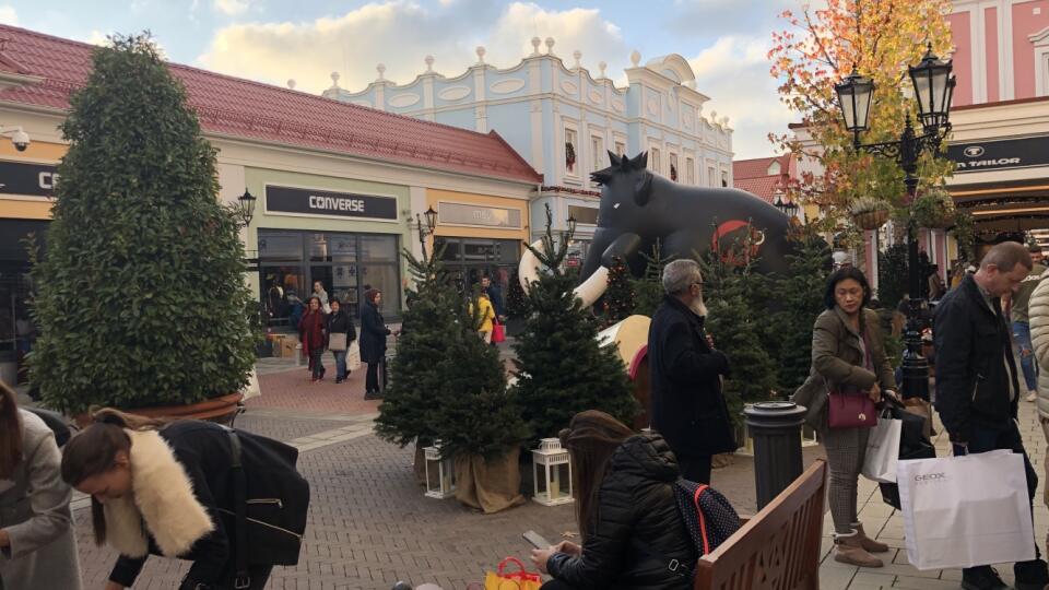Predvianočné nákupy Parndorf - Rakúsko.