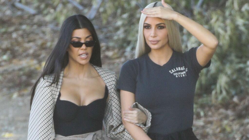 Kim Kardashian a jej sestra Kourtney.
