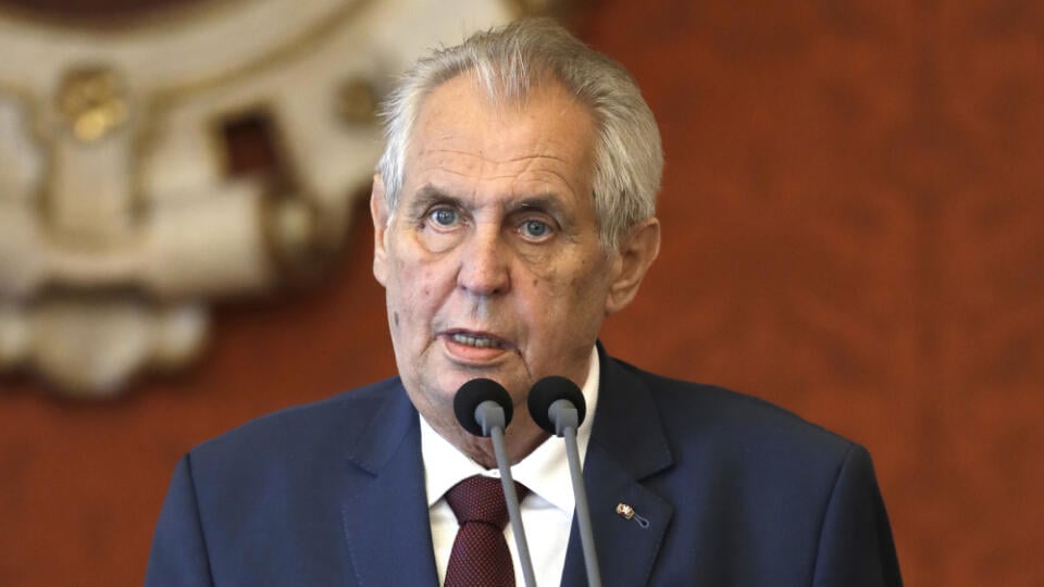 Na archívnej snímke zo 6. júna 2018 je český prezident Miloš Zeman. Česká hlava štátu vo štvrtok 17. októbra 2019 nastúpi na štvordňový rekondičný pobyt do pražskej ústrednej vojenskej nemocnice.  Informoval o tom prezidentov hovorca Jiří Ovčáček. FOTO TASR/AP